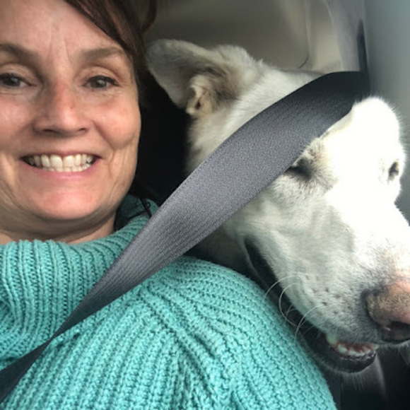 Meet your Posher, Andrea - Picture 1 of 1